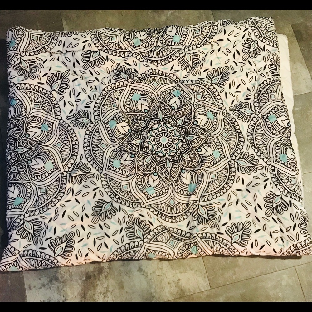 Twin teen comforter
